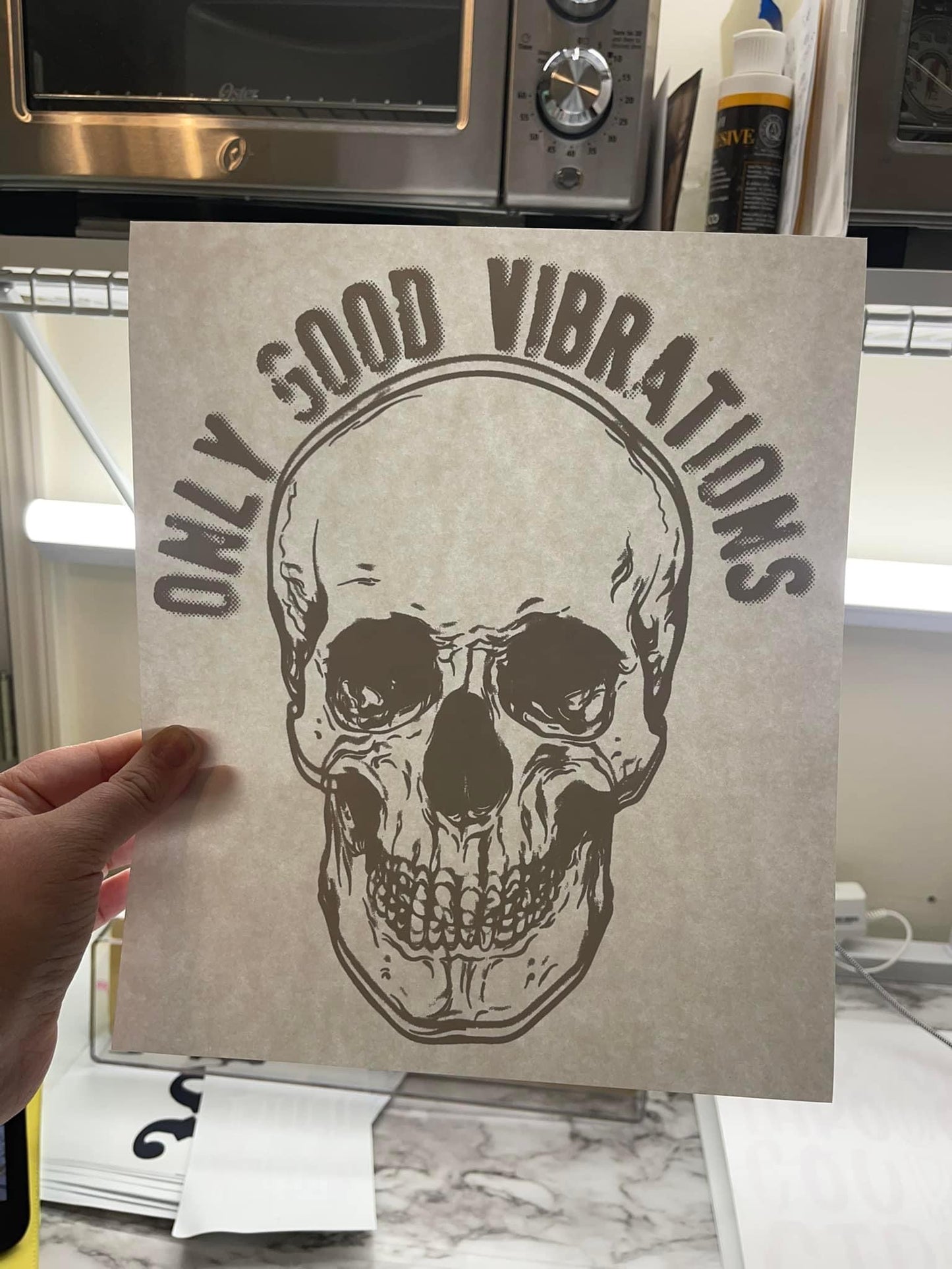 Only Good Vibrations - black