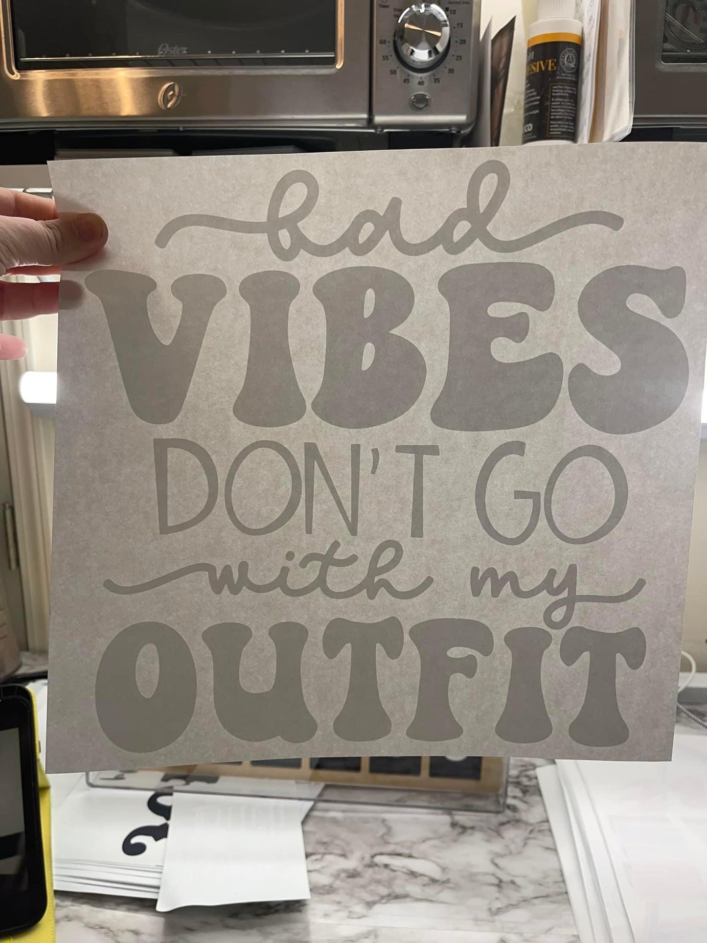 Bad vibes don’t go with my outfit - white